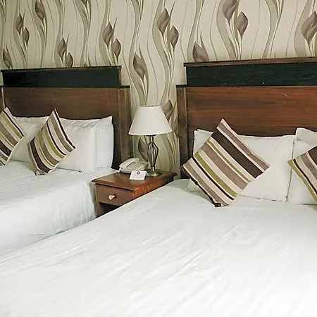 Royal Valentia Hotel 3*
